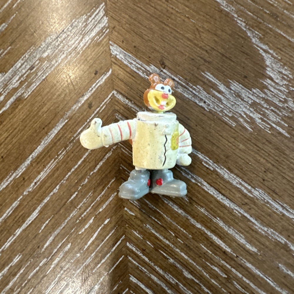 Spongebob Squarepants Sandy Cheeks 2009 Jakks Figure.‎ PLAYED WITH CONDITION